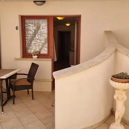 Apartmani Sidro Malinska Exterior foto