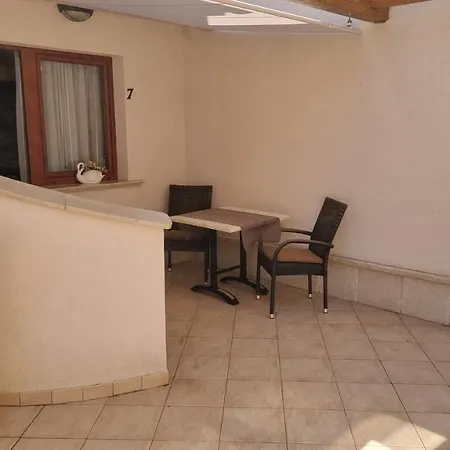 Apartmani Sidro Malinska Exterior foto
